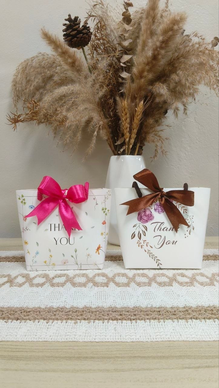 [READYSTOCK] 50 PCS HANDBAG RIBBON S (COLOUR) Product Packaging, Gift Bag Paper, Goodies Kotak Doorgift Bercetak KOTAK KENDURI